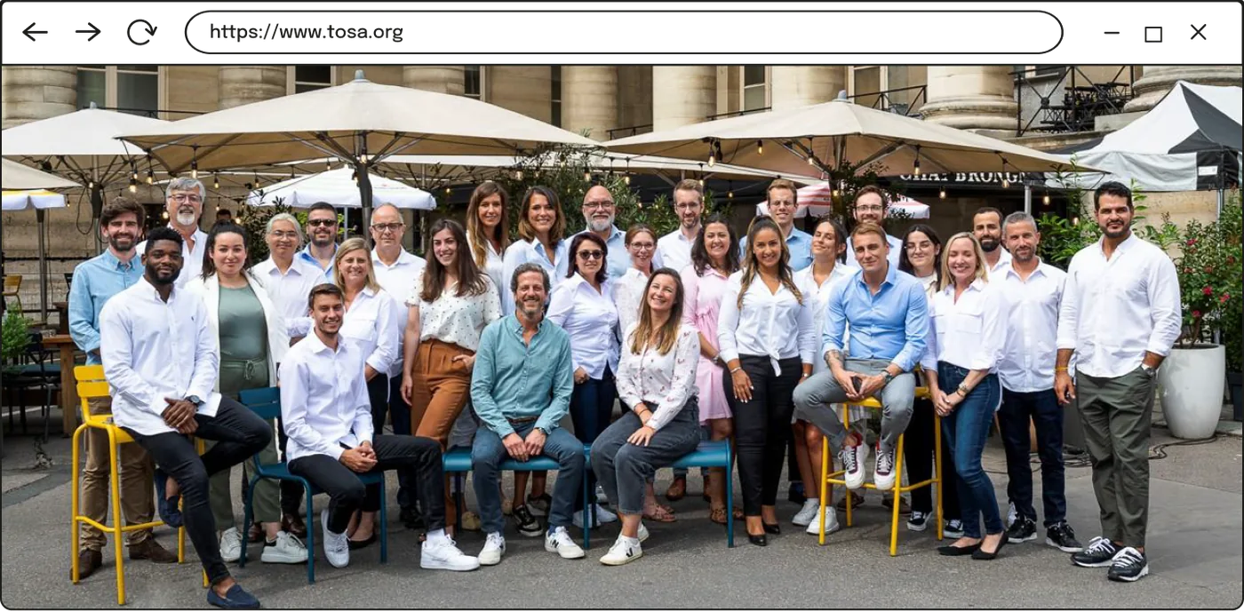 Group photo of the Tosa team